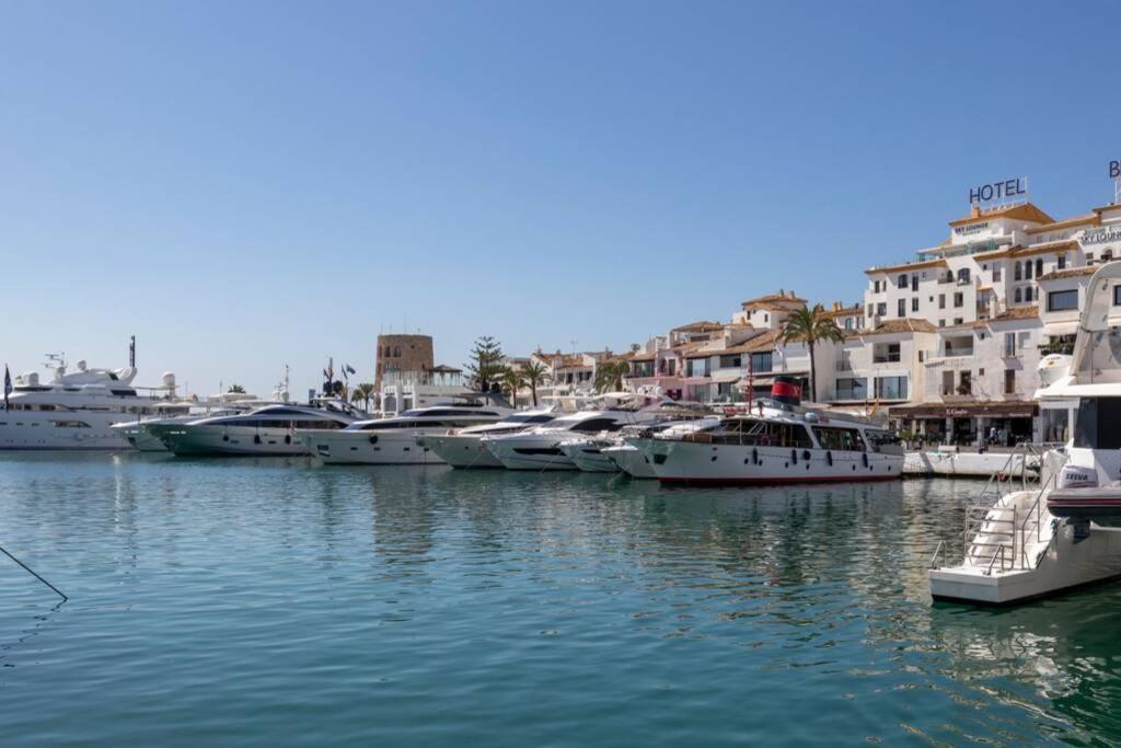 Puerto Banus Second Line, Luxury Apartement Marbella Eksteriør billede